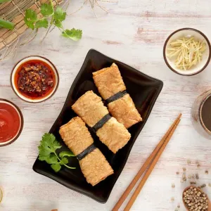 Lumpia Kulit Tahu Goreng Isi Udang (R) (3 Pcs)