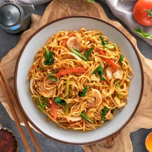 Mie Goreng Udang Dengan Saus Spesial