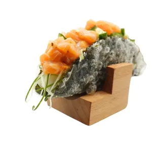 Salmon with Avocado 三文鱼牛油果