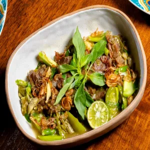 Sengkel Sapi Beef Shank In Chilli Lime