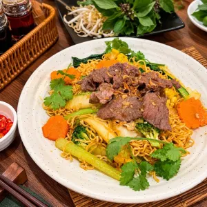 mi xao bò Stir-fried Noodles With Beef 牛肉炒面