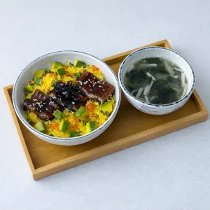 Cơm lươn trứng sợi
