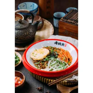 葱油拌面 (卤蛋) Shallot Oil Noodles (Braised Egg)