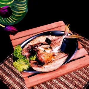 Ikan Bawal Hitam Bakar