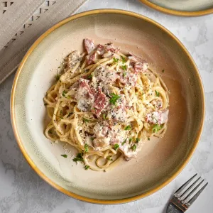DD51 - (KJ) Cream Carbonara Beef Rashers & Mushroom