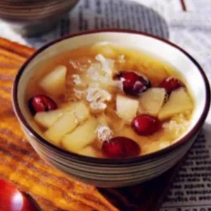 Snow Pear Fungus & Red Dates 雪耳梨红枣