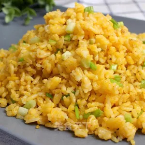黄金炒饭 Golden Fried Rice