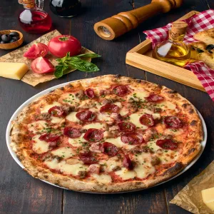 Pizza Carnivora