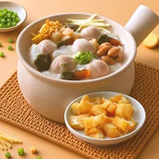 Scallop Porridge w Century Egg & Meatball 干贝皮蛋肉丸粥