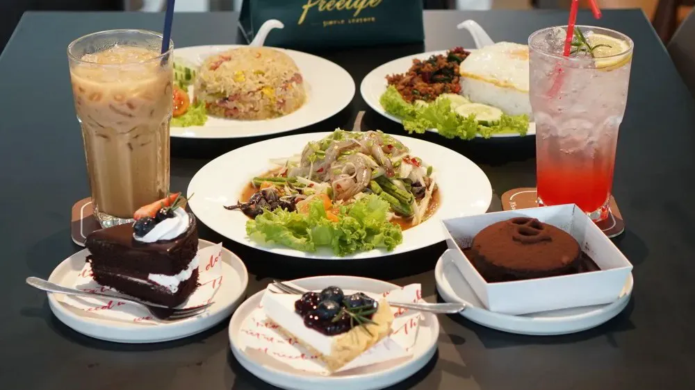 ยำแซ่บเจ๊อุ้ย เจ๊ยำเอง - โชตนา - Papaya Salad Restaurant - Photo 1