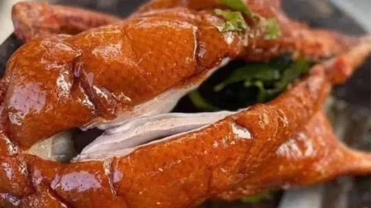Gà Vịt - Giò heo nướng Minh Thư 2 - Món Việt Restaurant - Photo 1