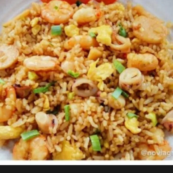 Nasi Goreng Seafood Pulung #Paling Enak Se Asia - Kasihan - Restoran Nasi Goreng - Foto 2