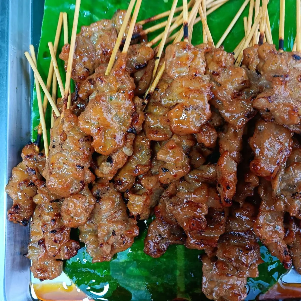 หมูปิ้งโบราณ ฉ่ำๆ By ปิ้งหมูไปเลี้ยงแมว V compound - บางกะดี - Thai Restaurant - Photo 3