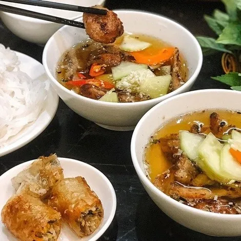 Phở Sâm Ngọc Linh - Nhà hàng Món Việt - Ảnh 2