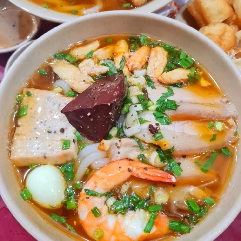 Bánh Canh Cua - Chị Hằng - Nhà hàng Món Việt - Ảnh 2
