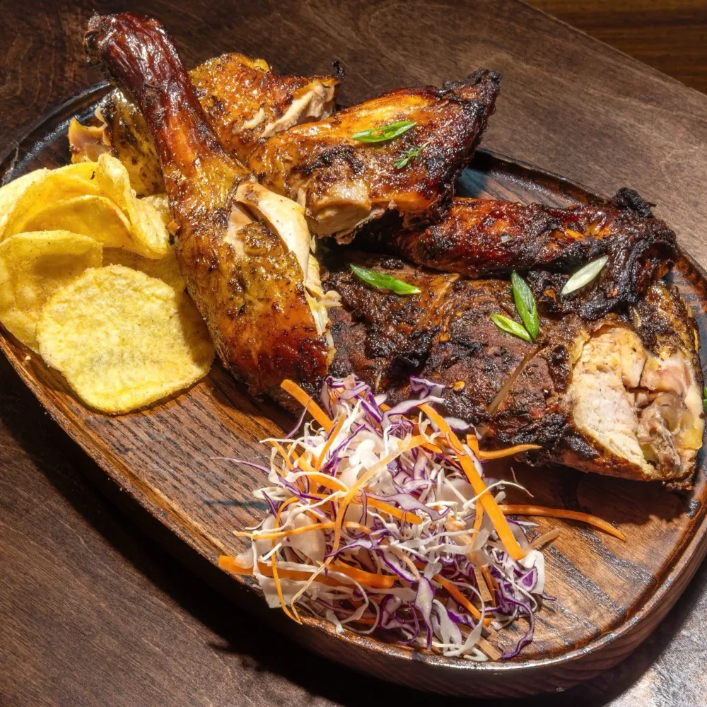 Onda Lounge - Grilled Chicken Restaurant - Photo 3
