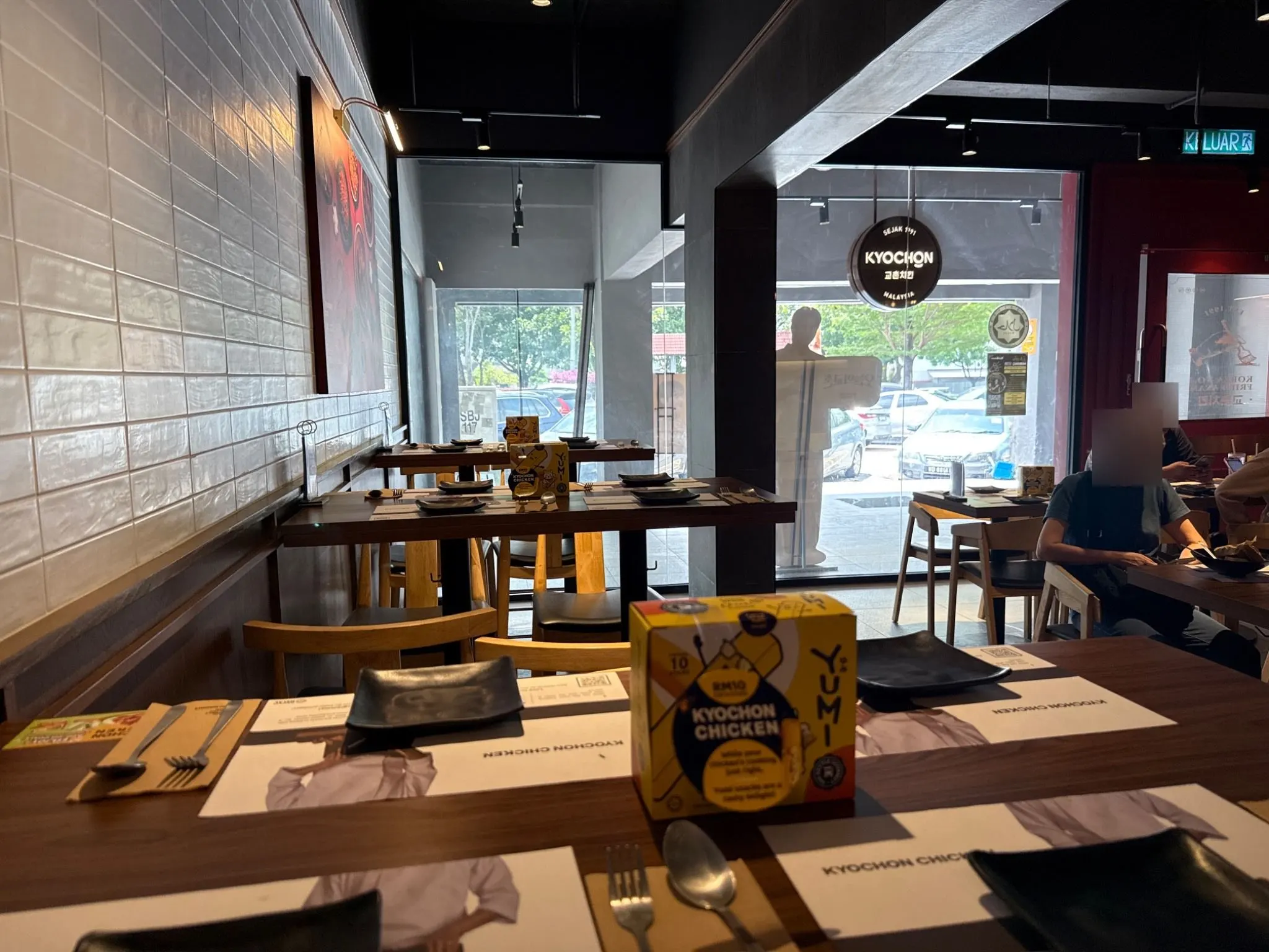 KyoChon Korean Fried Chicken - USJ Taipan - Restoran Korean Fried Chicken - Gambar 3