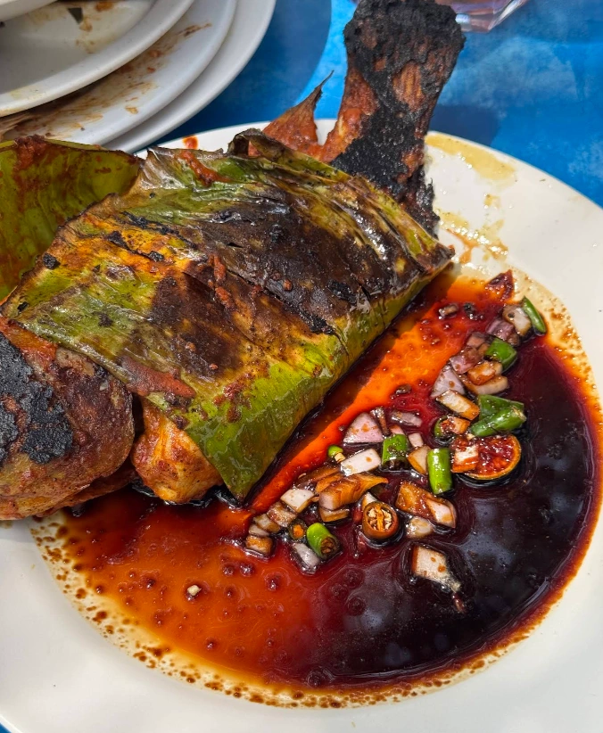 Gerai Seri Menanti (Ikan Bakar Jalan Bellamy) - Lorong Bellamy - Restoran Malaysian - Gambar 3