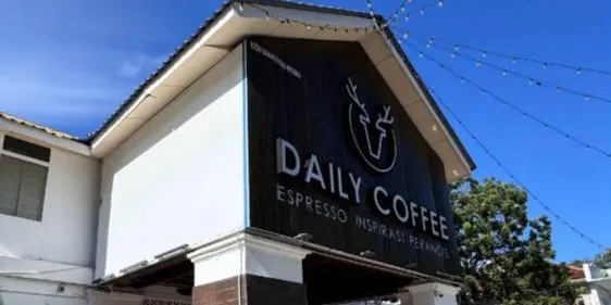 Daily Coffee - Jalan Burma - Restoran Western - Gambar 1