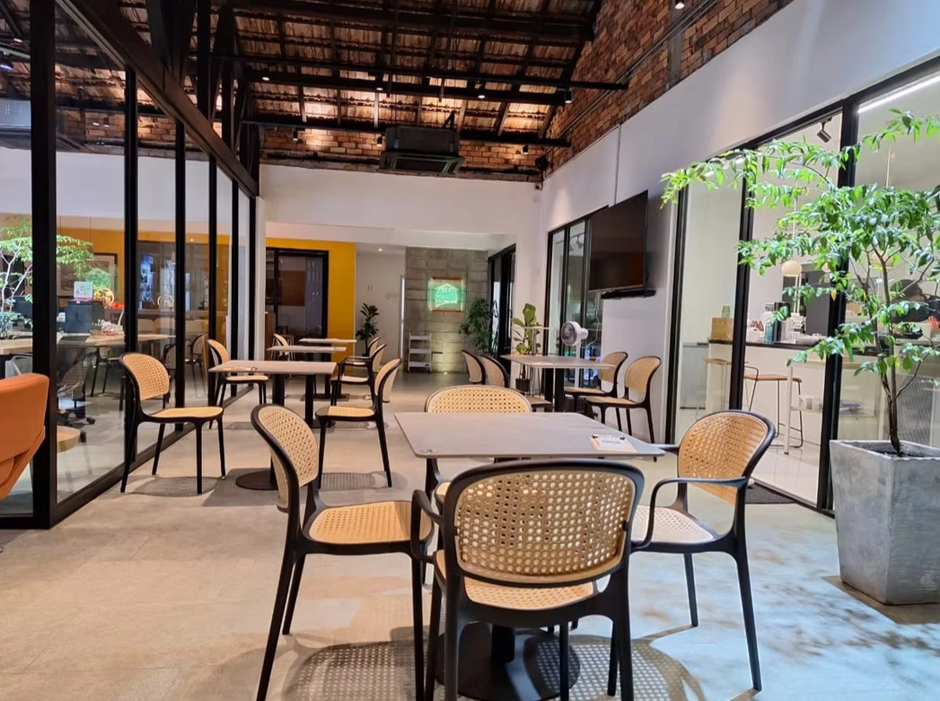 Leafy Lane Cafe - Golden Triangle 2 - Restoran Western - Gambar 2