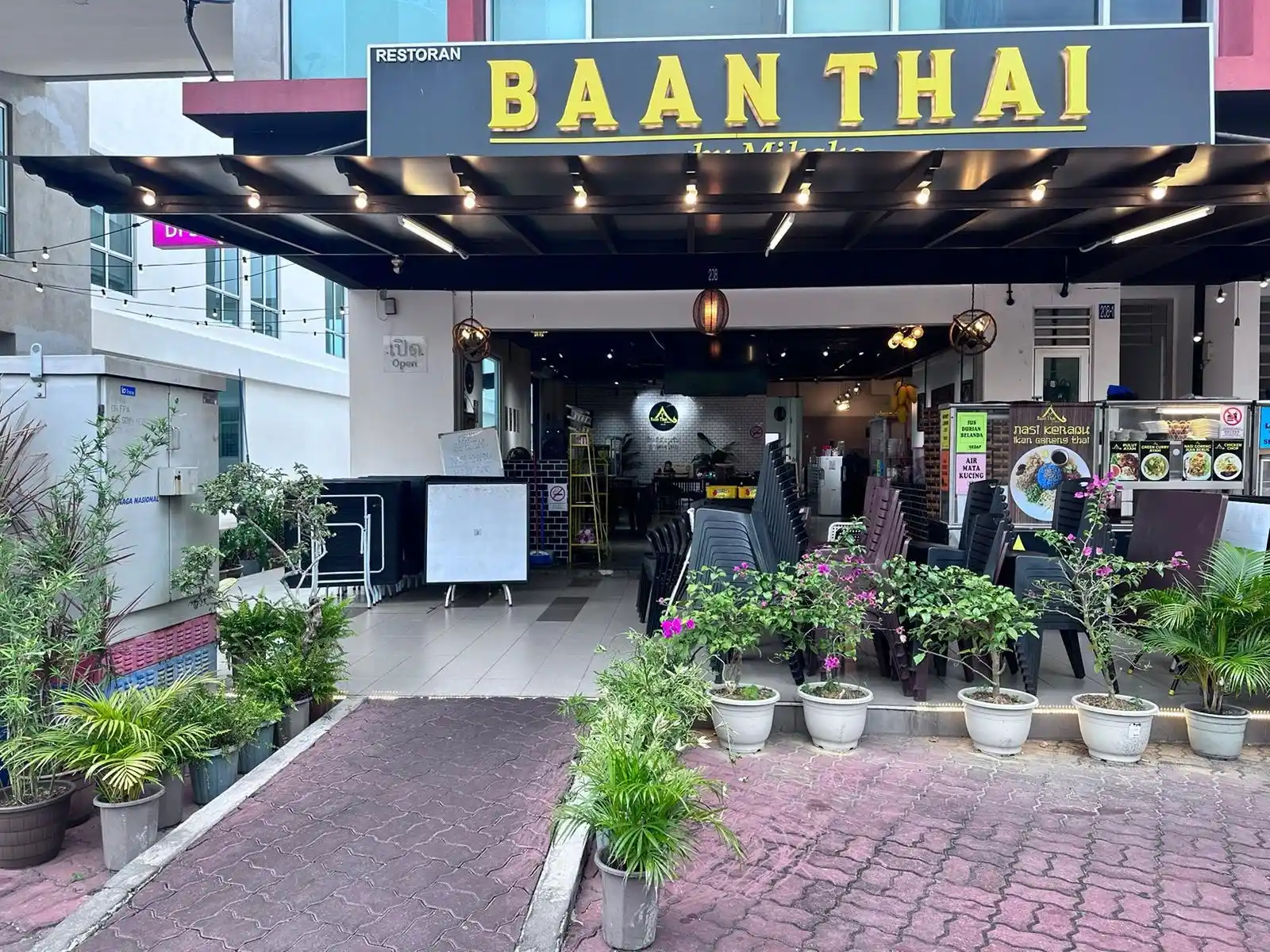 Baan Thai 2 By Mikako - Metropark Sendayan - Restoran Thai - Gambar 2