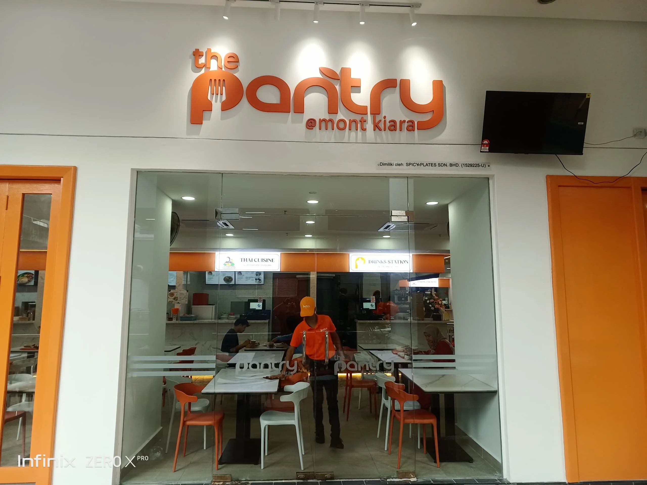 The Pantry - Mont Kiara - Restoran Chicken Rice - Gambar 2