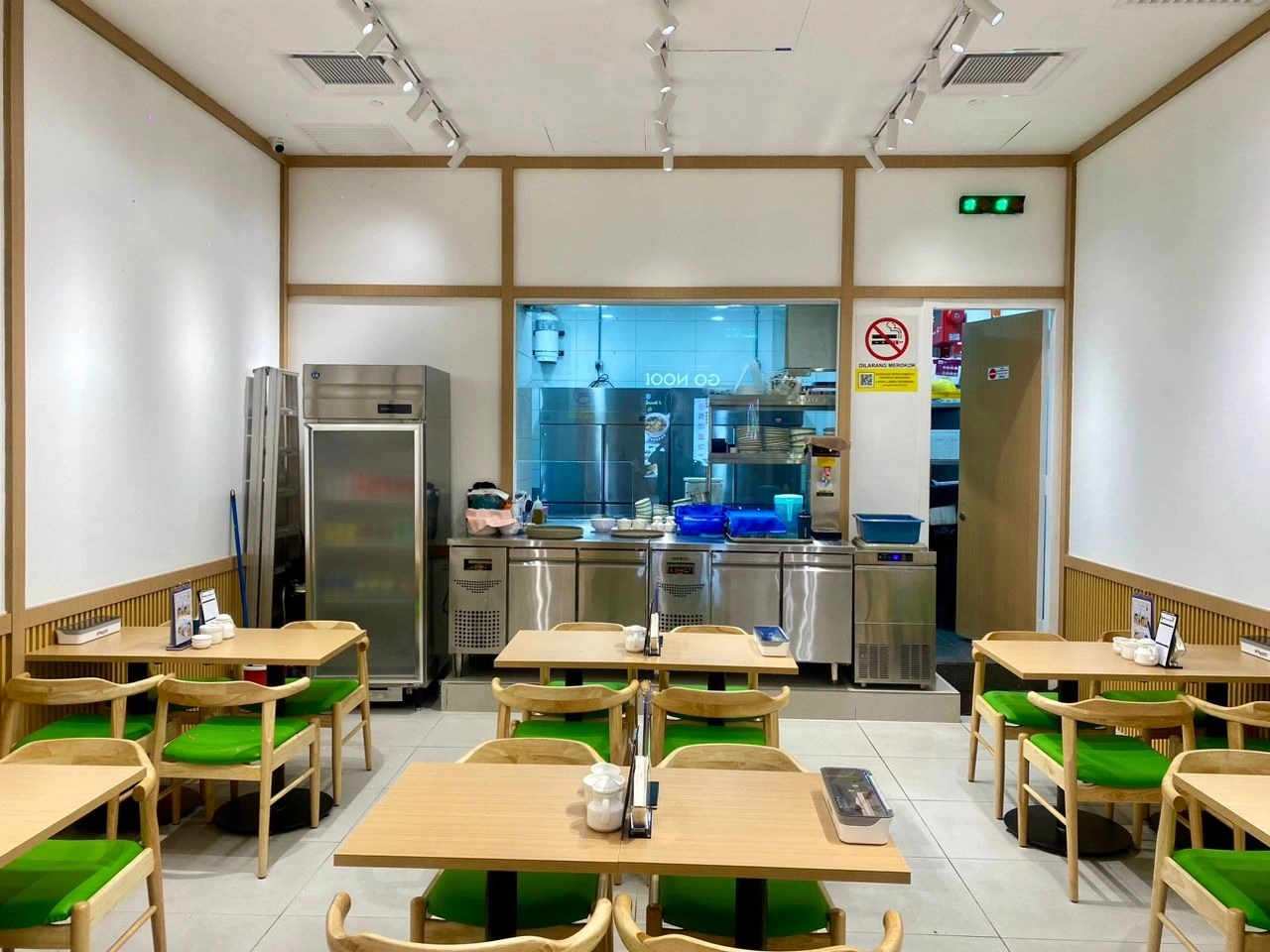 Istanoodle - Setia City Mall - Malaysian Restaurant - Photo 2