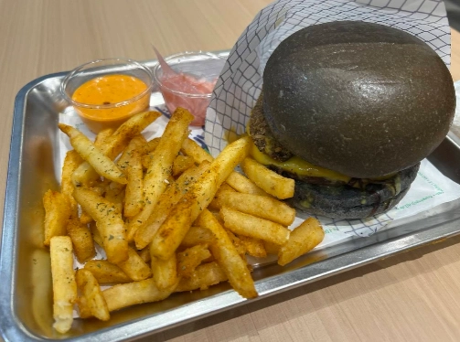 myBurgerLab - Sanctuary Mall - Restoran Burger - Gambar 3