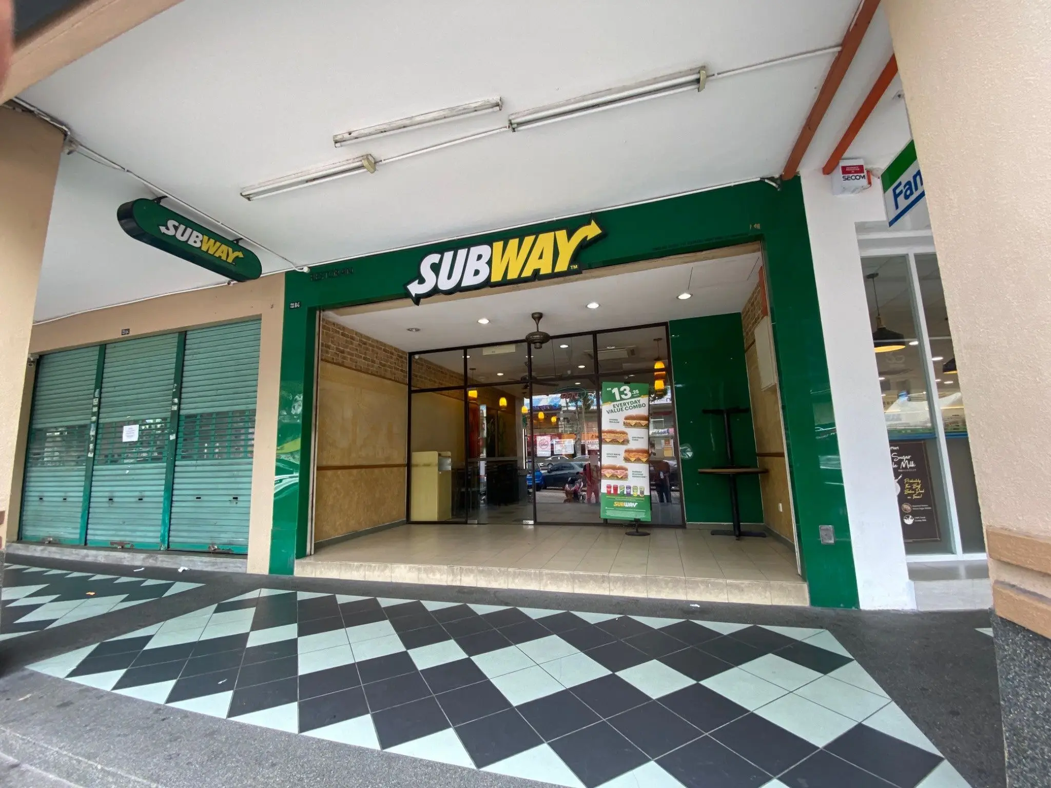 Subway - Sungai Dua - Restoran Western - Gambar 2