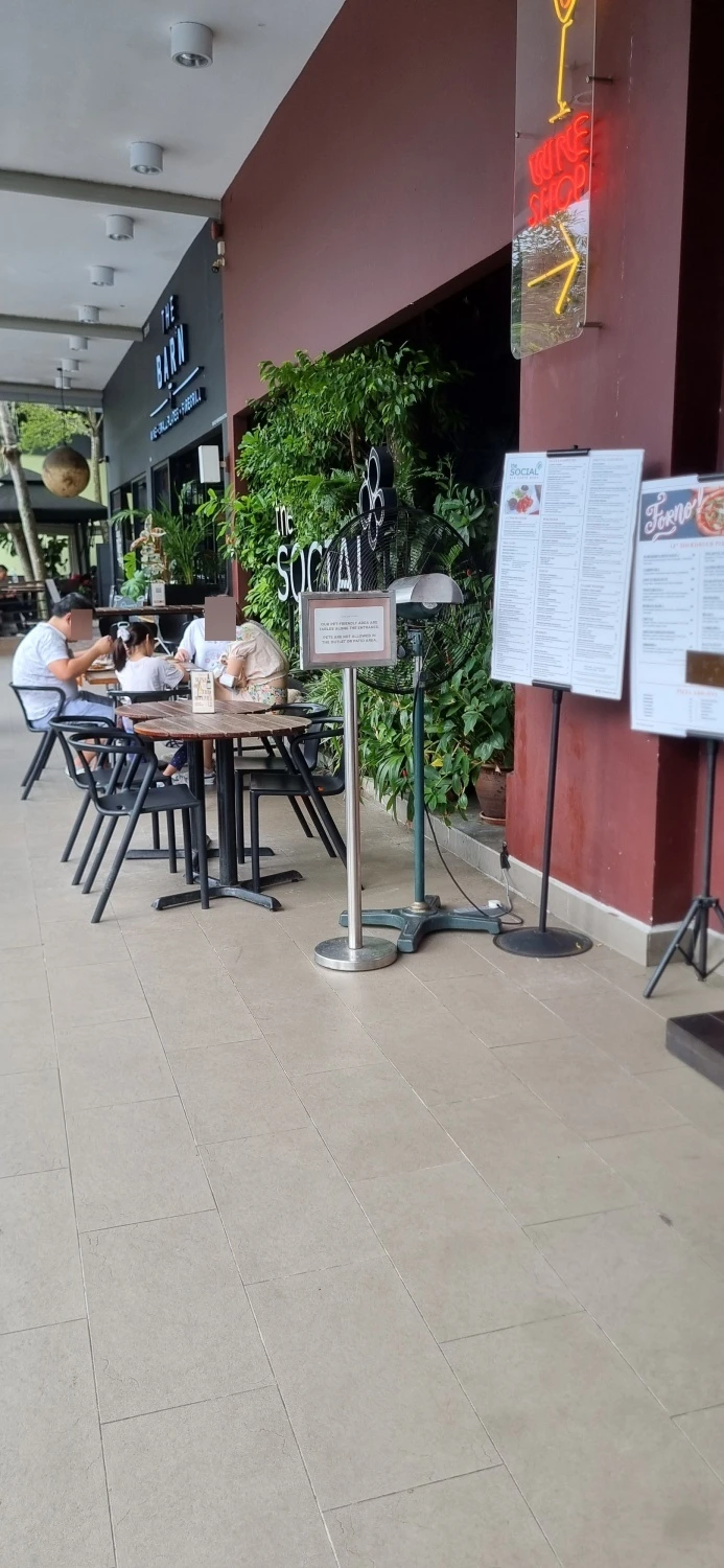The Social - Desa ParkCity - Restoran Western - Gambar 3