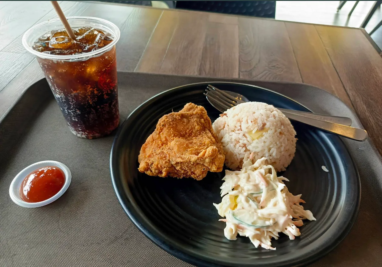 Chicago 7 - Eastmoore Centre - Restoran Fried Chicken - Gambar 3