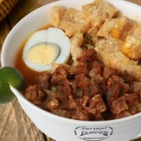 Farinas Ilocos Empanada - Mindanao Ave - Filipino Restaurant - Photo 2