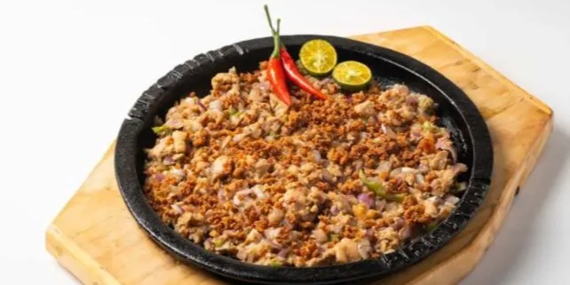 King Sisig - Isetann Recto - Filipino Restaurant - Photo 1