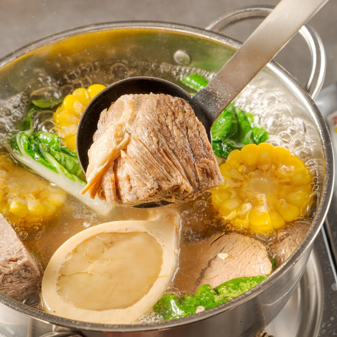 Bulalo World - Isetann Recto - Filipino Restaurant - Photo 2