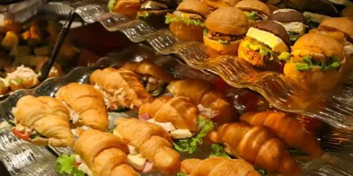 Cafe France - VRP - Sandwich Restaurant - Photo 1