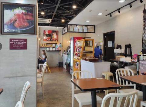 Cafe France - VRP - Sandwich Restaurant - Photo 3