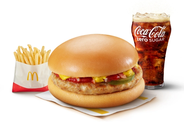 McDonald's (แมคโดนัลด์) - เดอะโคสต์ บางนา - Burger Restaurant - Photo 2