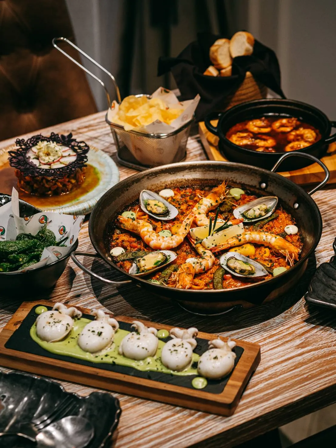 Paella House & Wine Bar by El Tapeo - Thonglor 9 - Western Restaurant - Photo 3
