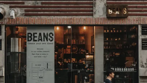 BEANS Coffee Roaster - Emquartier