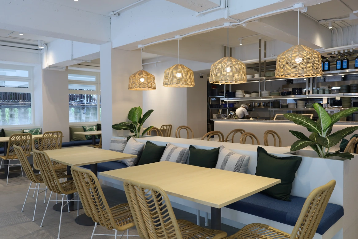 Shelly House - Silom - Western Restaurant - Photo 2
