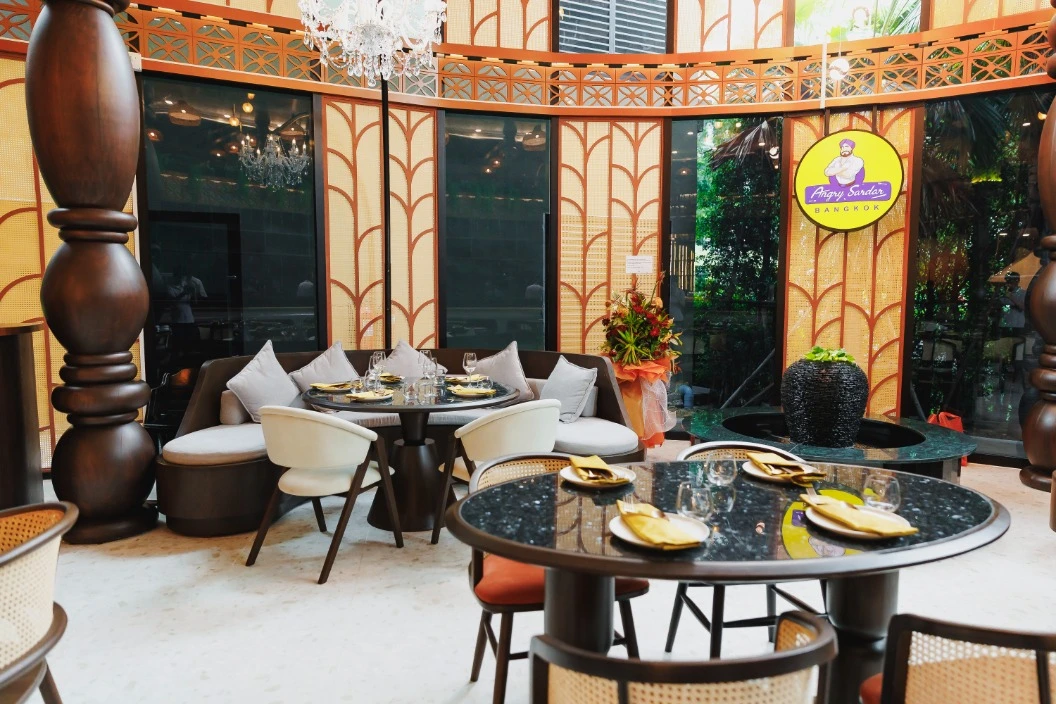 Angry Sardar - Sukhumvit 49 - Indian Restaurant - Photo 2