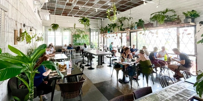 VISTRO (Vegan Cafe Bistro) - Sukhumvit - Pizza Restaurant - Photo 2