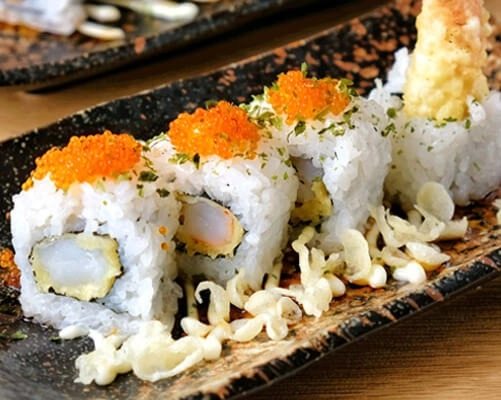 Hitoyoshi Yoshi Sushi - The Central - Japanese Restaurant - Photo 2