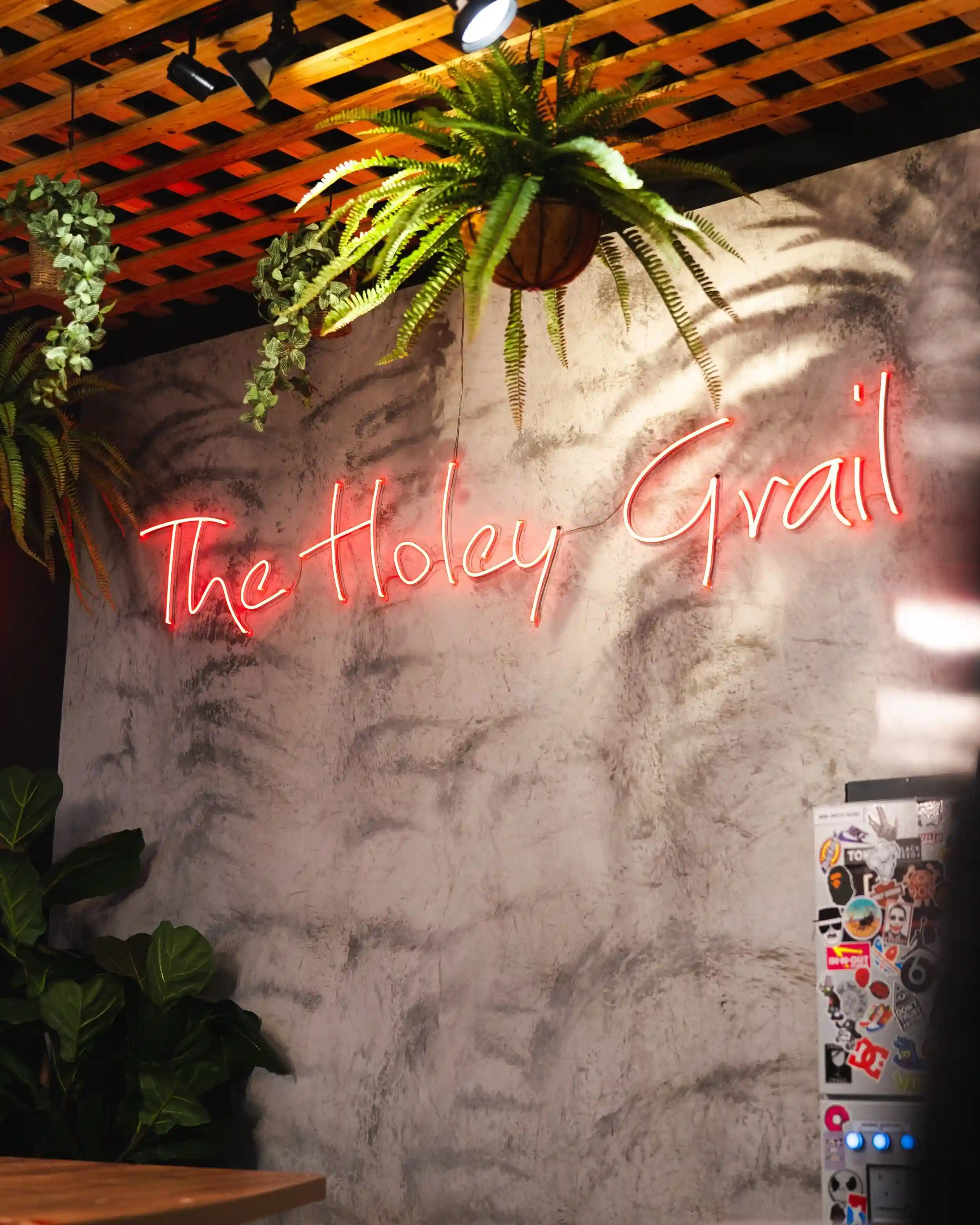 Two Men Bagel House - Altez - Western Restaurant - Photo 2