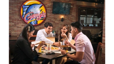 Gerry's Grill Singapore - Starhub Centre - Filipino Restaurant - Photo 2