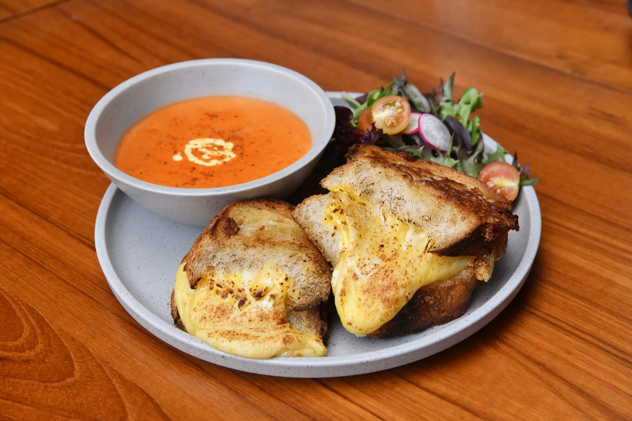 Ziggy Zaggy - Kallang Riverside - Western Restaurant - Photo 3