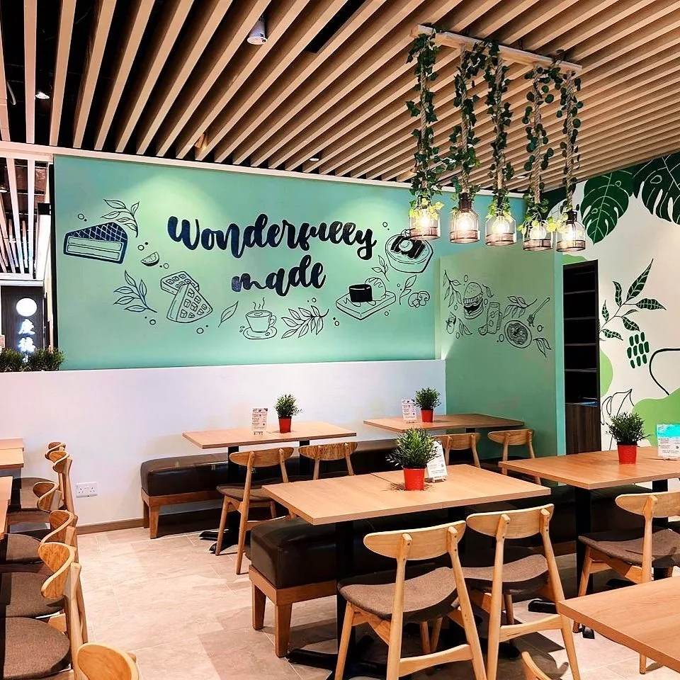 The Tree Cafe - Century Square - Western Restaurant - Photo 2