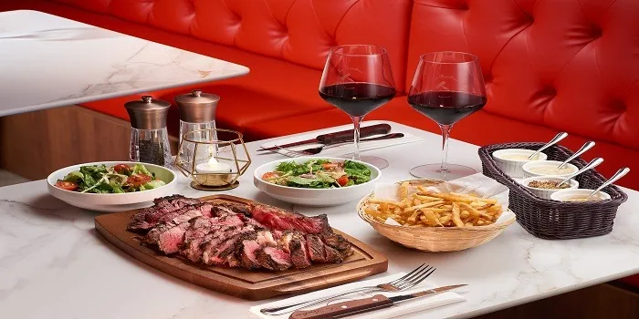 Les Bouchons - Rochester Park - European Restaurant - Photo 1