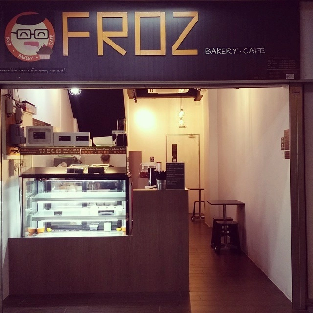 Froz Bakery Cafe - Ang Mo Kio Avenue 10 - Western Restaurant - Photo 2