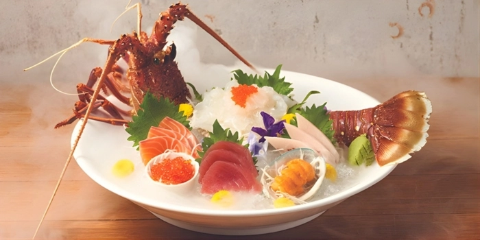Douraku Sushi - Gardens by the Bay - Japanese Restaurant - Photo 2
